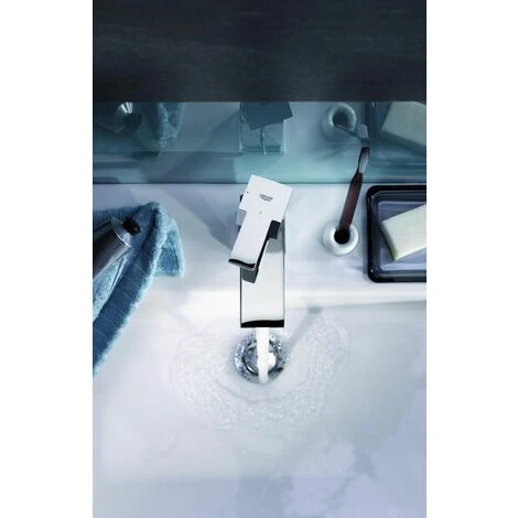 Grohe Waschtischarmatur Sail Cube, Verchromt, Energie-Spar-Funktion Waschtischarmatur 0782223851 23435000 Cube 4 Grohe Waschtischarmatur Sail Cube, Verchromt, Energie-Spar-Funktion Waschtischarmatur 0782223851 23435000 Cube – Bild 2